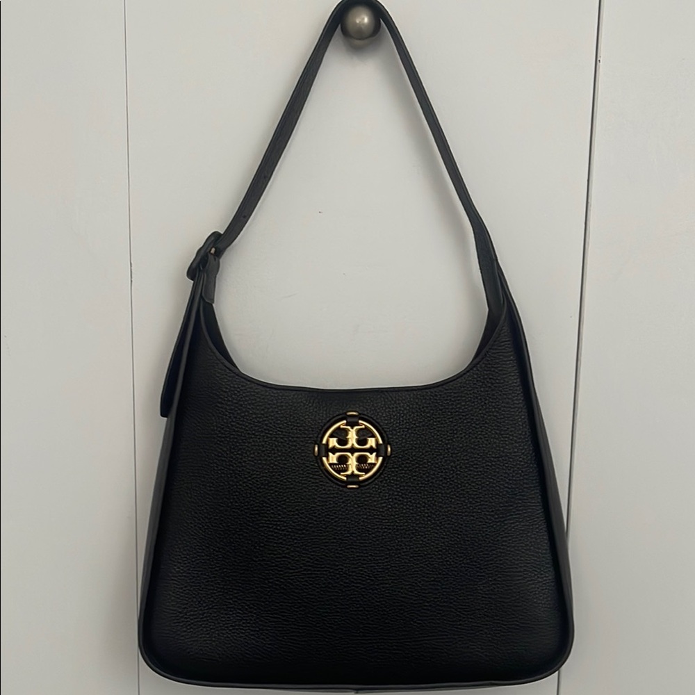 Tory Burch Logo Leather Shoulder Bag Black  Authentic